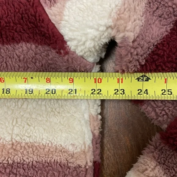 The Buckle’s Ashley Fuzzy Sherpa Hooded Jacket Mauve Stripe Size XL - Picture 14 of 14